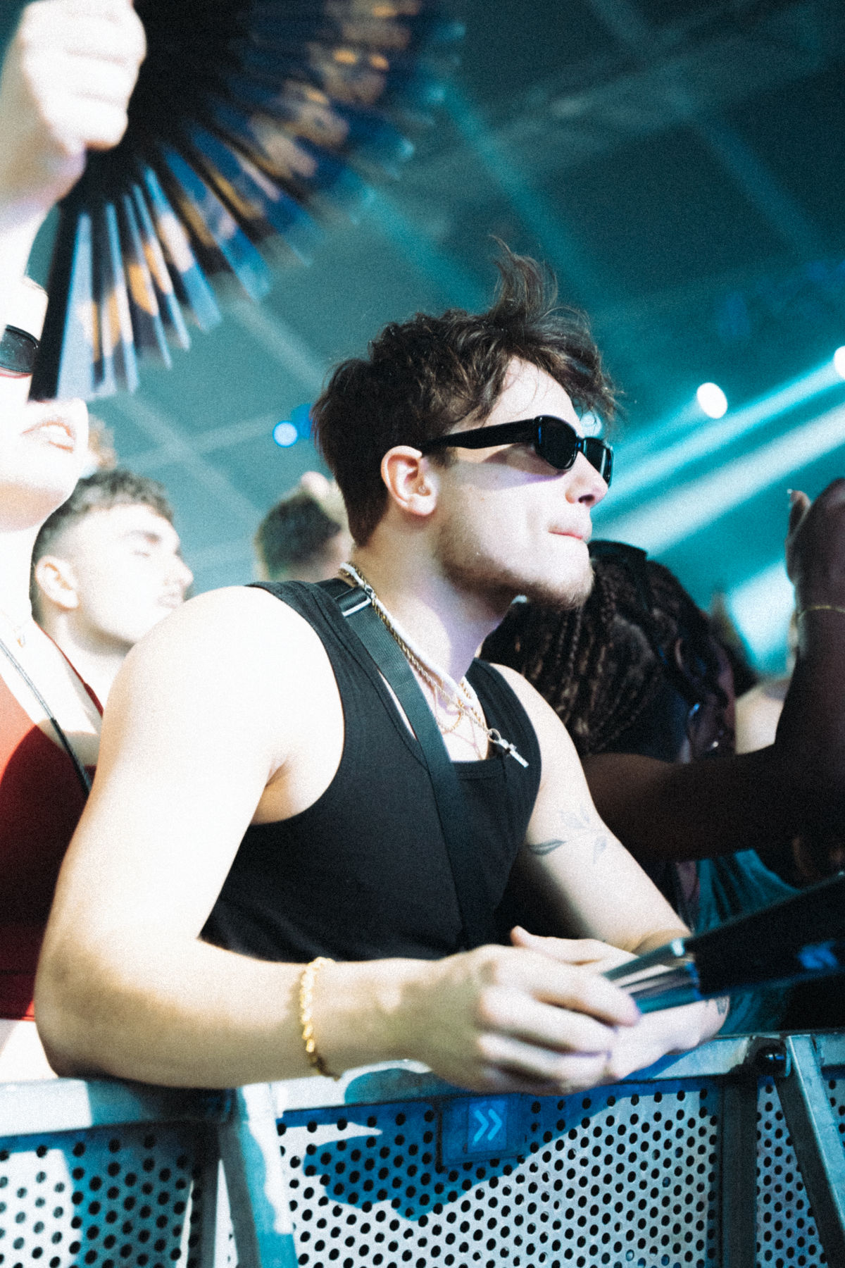 Loading... just a sec